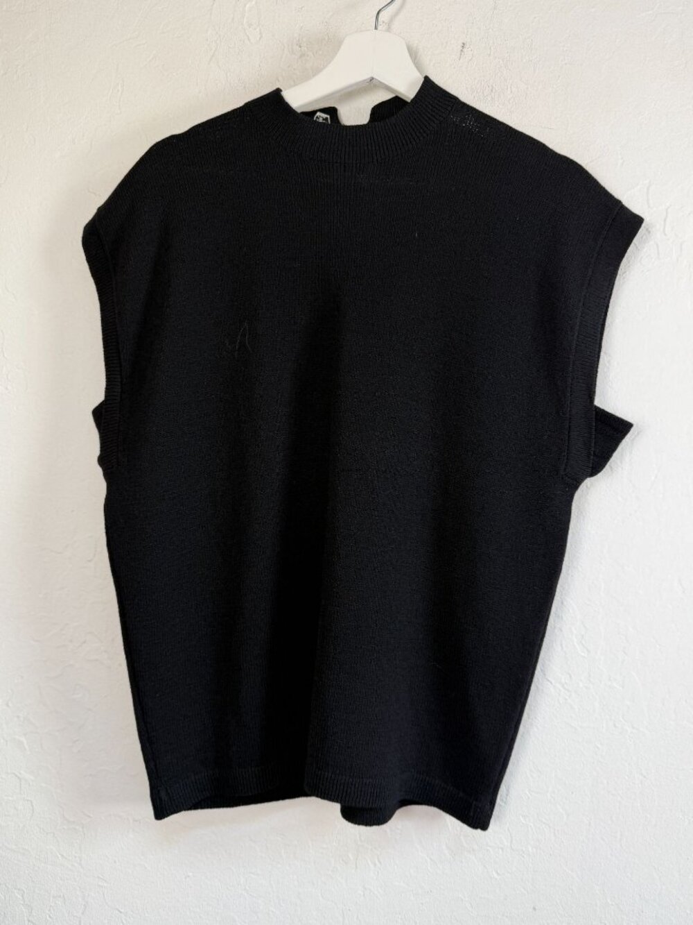 VTG Wayne St. John Women Black Sleeveless Mock Neck Zip Back Knit Sweater Large